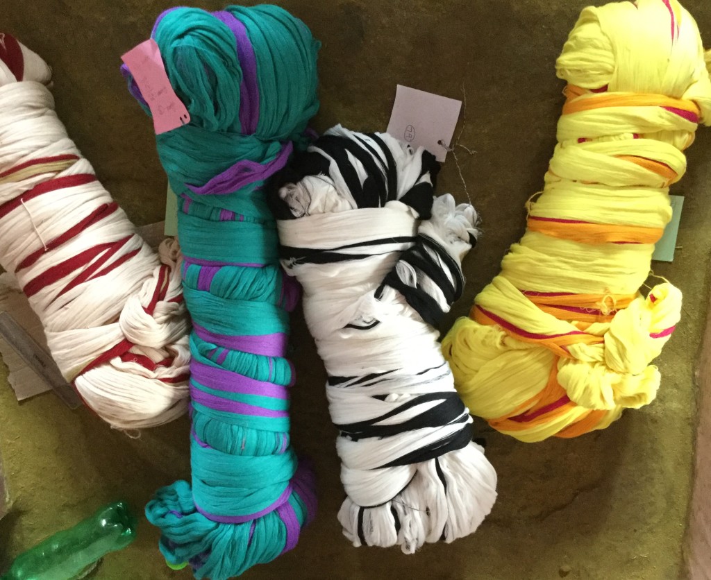 The coloured yarn